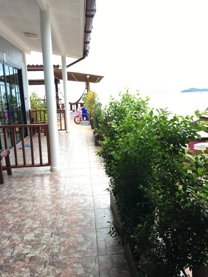 Apartmán Baan Purada Ko Lanta Exteriér fotografie
