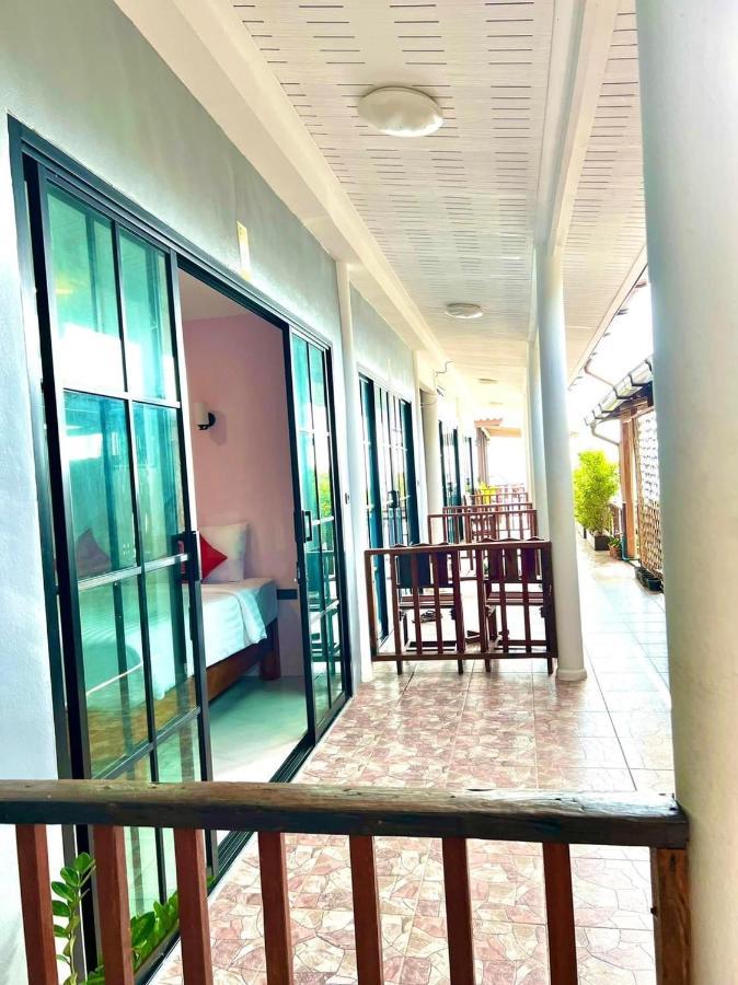 Apartmán Baan Purada Ko Lanta Exteriér fotografie